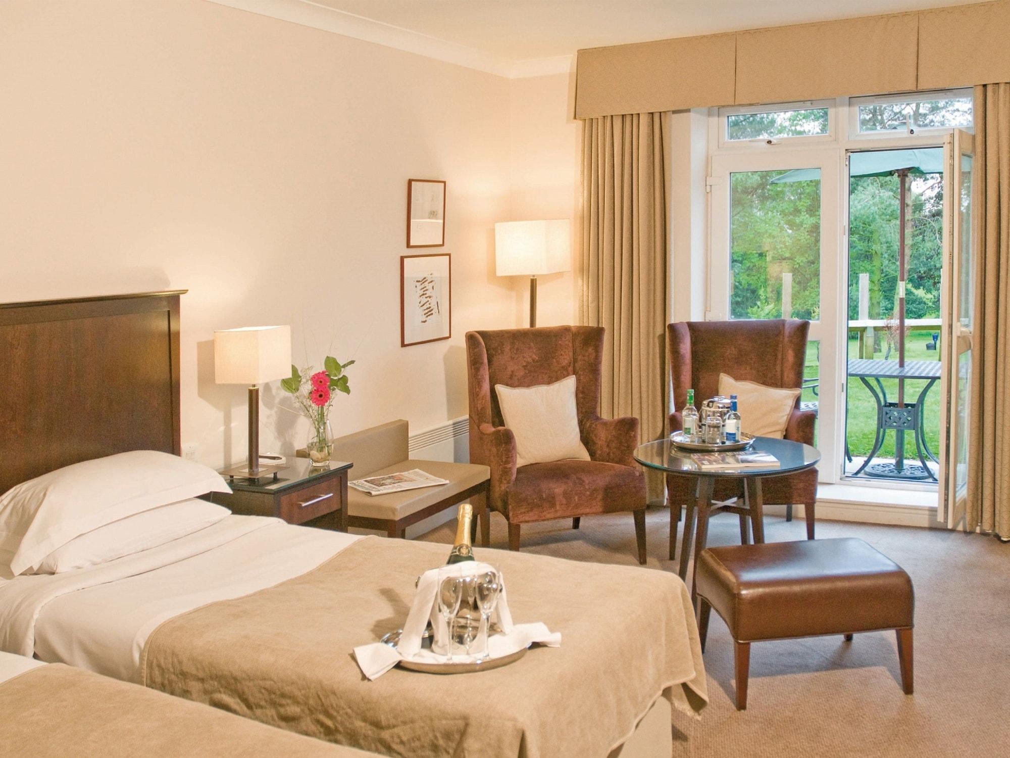 Macdonald Hill Valley Hotel, Spa & Golf Resort Whitchurch  Exterior foto