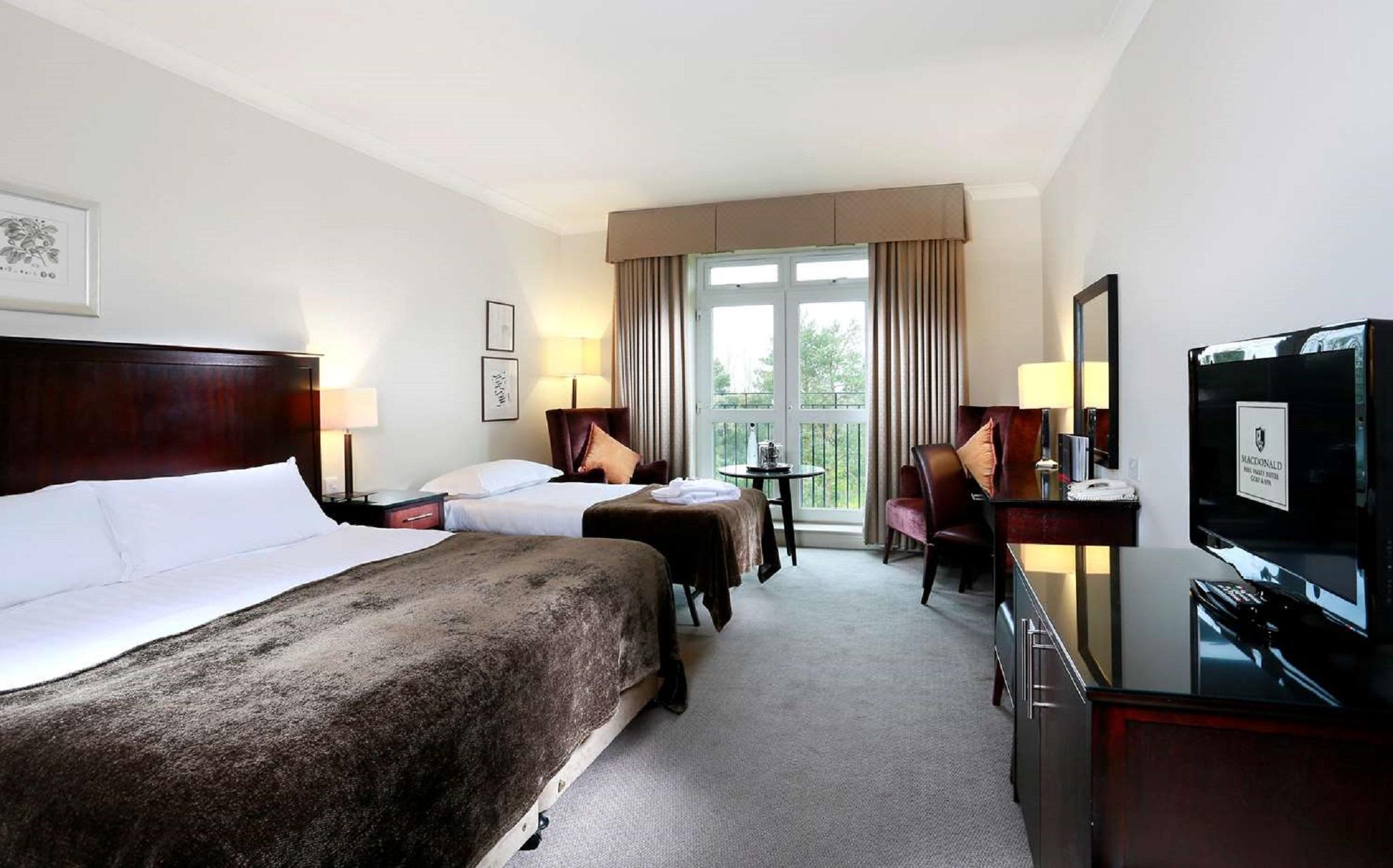 Macdonald Hill Valley Hotel, Spa & Golf Resort Whitchurch  Exterior foto